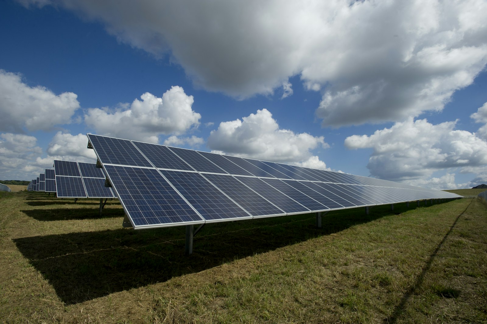 Solar PV plant with co-located battery energy storage